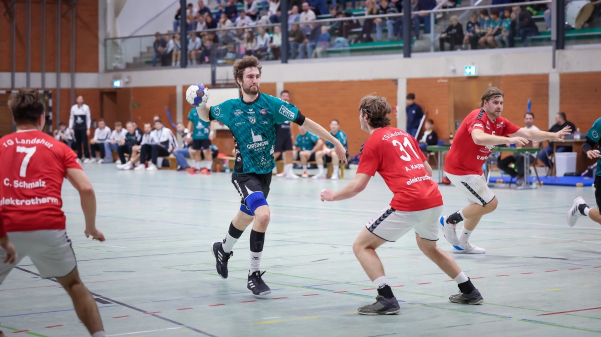 Viererpack in der Hachinga Halle Spielgemeinschaft im Hachinger Tal